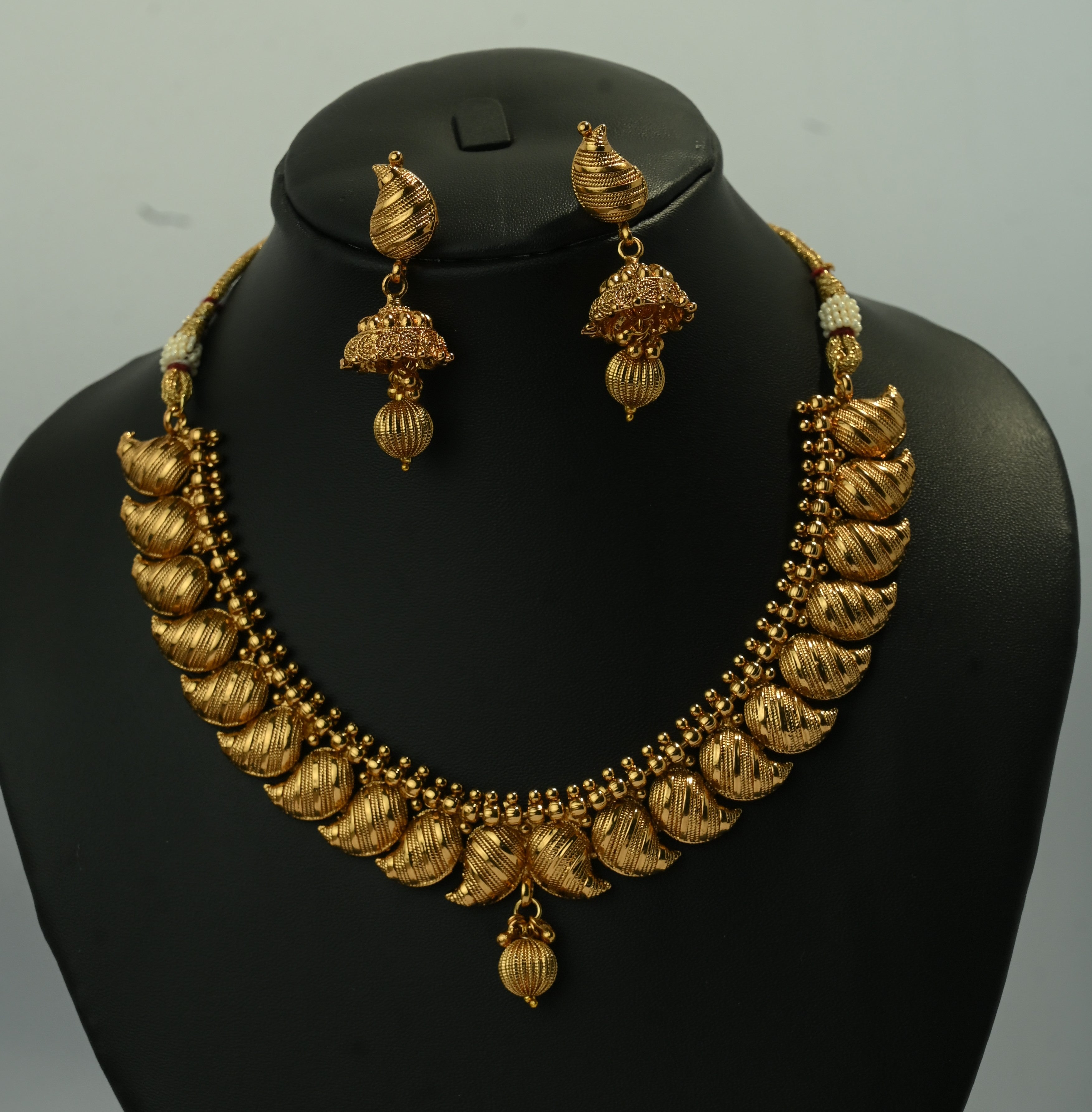 Ethinic Gold-Plated Kerala Mango Motifs Jewelry Set for Women - Antique Finish