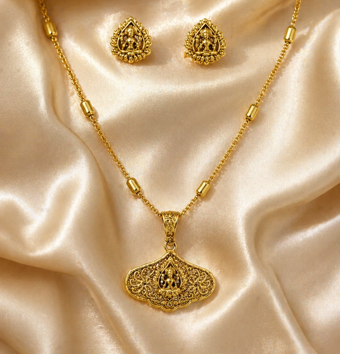 Ethinic Gold-Plated Lakshmi Carving Jewelry Set for Women - Antique Finish