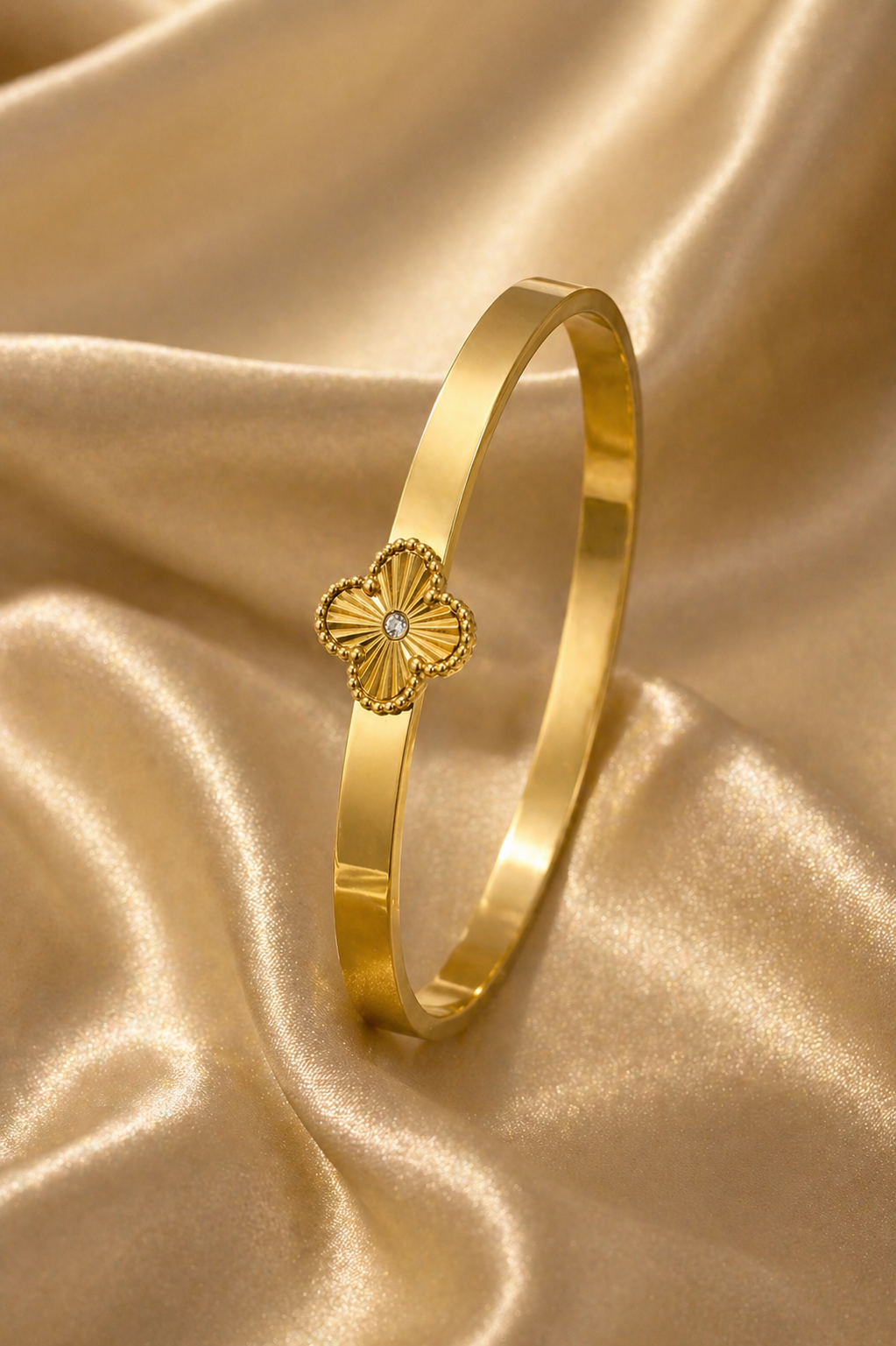 Gold Tone Classic Clover Cuff Stone Bangle Bracelet for Women - Glossy Finish