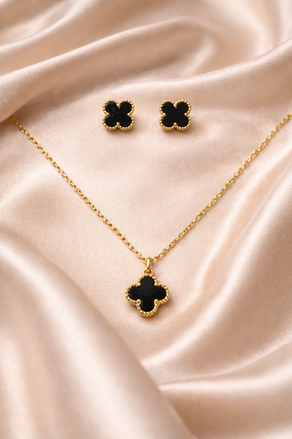 Gold Tone Classic Clover Charm Jewelry Set with Jet Black Motifs for Women - Matte Finish