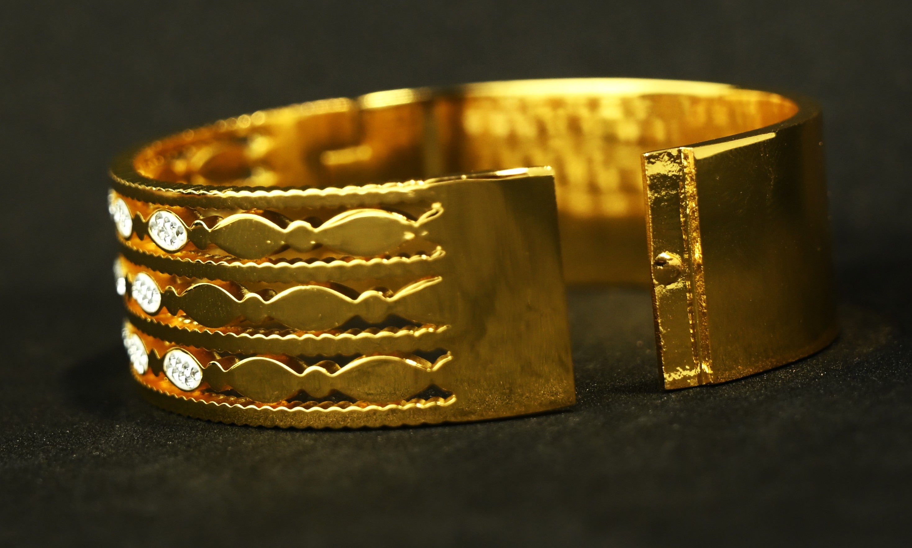 Gold Tone Exquisite Crystal-Embellished Etched Pattern Bangle Bracelet for Women- Glossy Finish