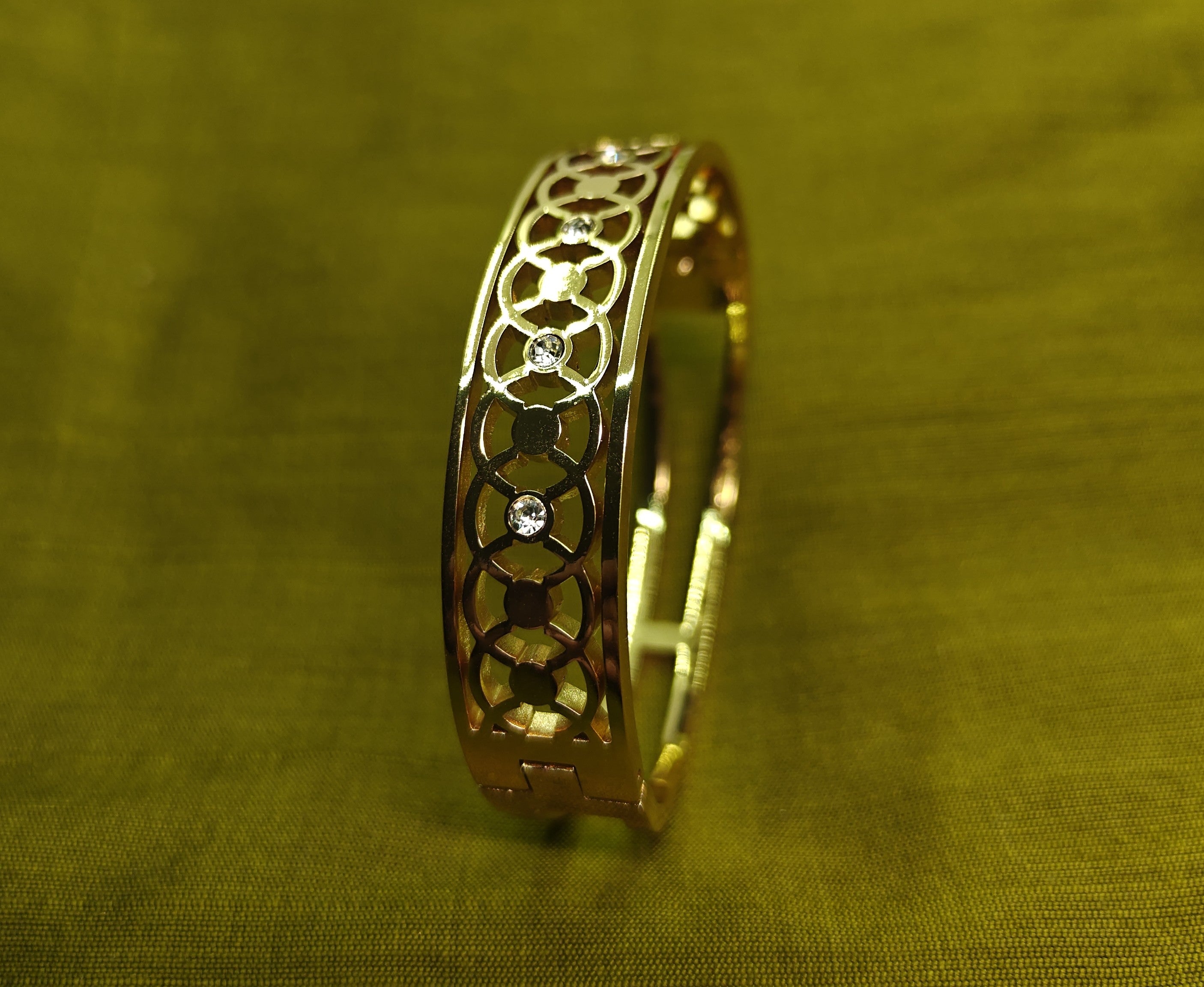 Gold-Plated Cutwork Cuff Bracelet with Mesh Design and Small AD Stones for Women - Glossy Finish / Openable Medium