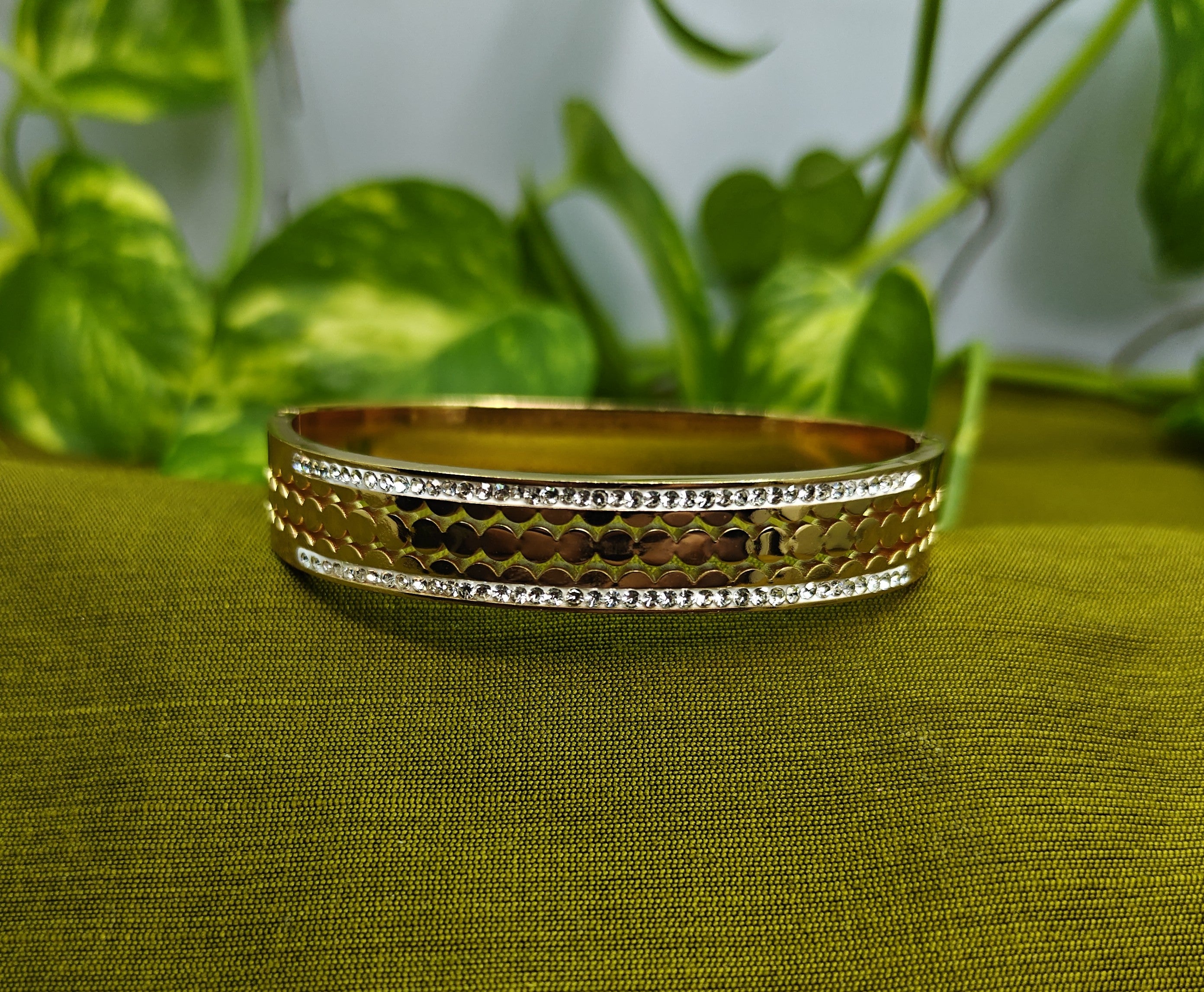 Gold-Plated Stone-Studded Fish Scale Design Cuff Bracelet for Women - Glossy Finish / Openable Medium