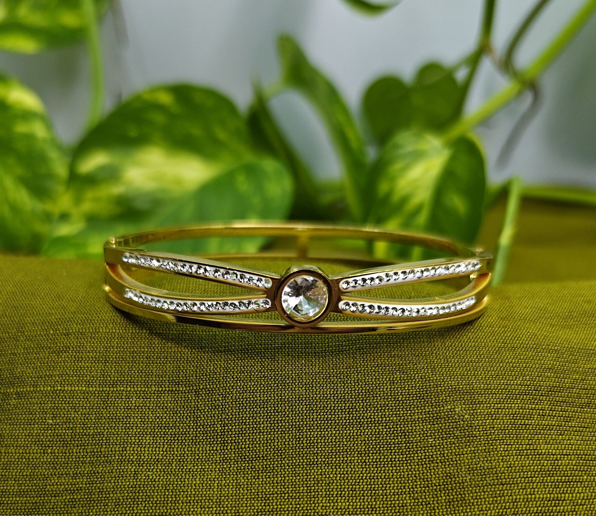 Gold-Plated Solitaire Stone-Studded Criss-Cross Pattern Cuff Bracelet for Women - Glossy Finish / Openable Medium