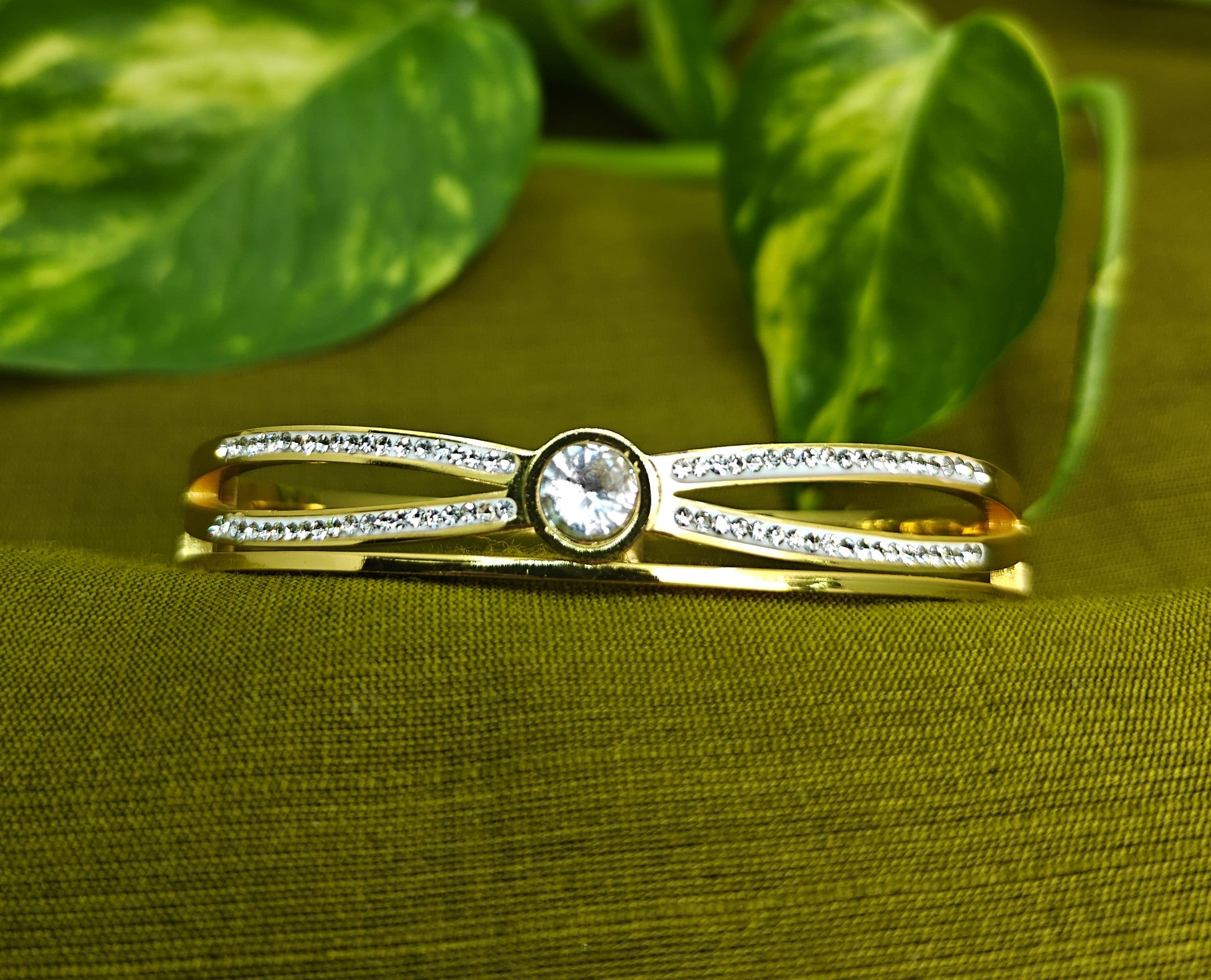 Gold-Plated Solitaire Stone-Studded Criss-Cross Pattern Cuff Bracelet for Women - Glossy Finish / Openable Medium