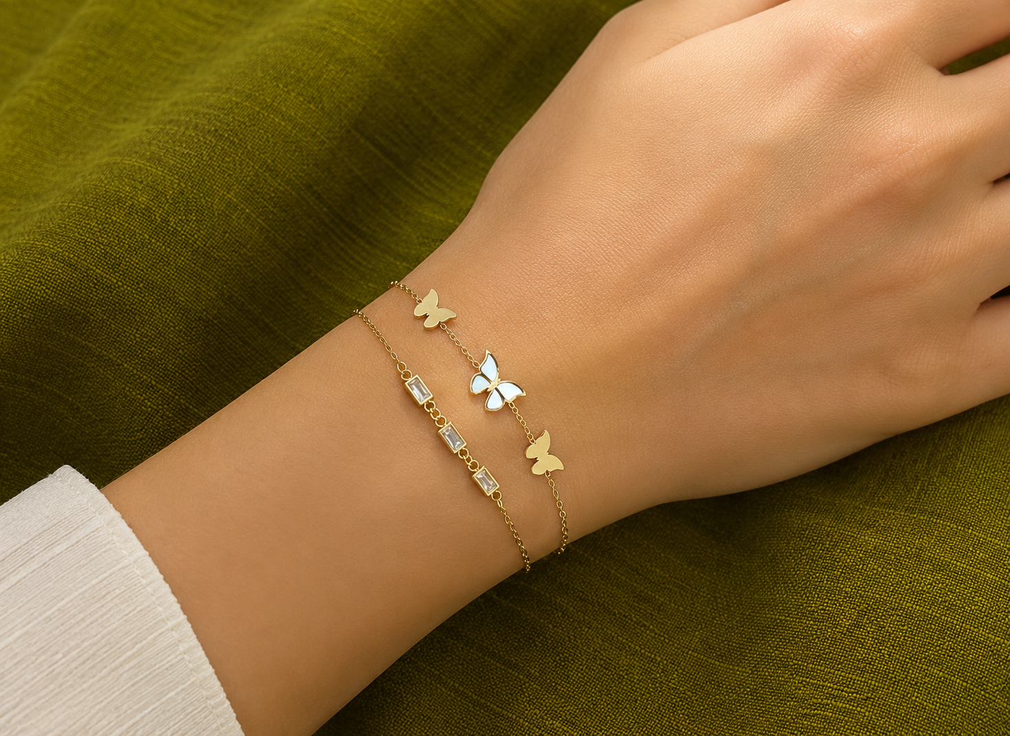 Gold-Plated Double-Layer Butterfly Charm Bracelet for Women - Matte Finish