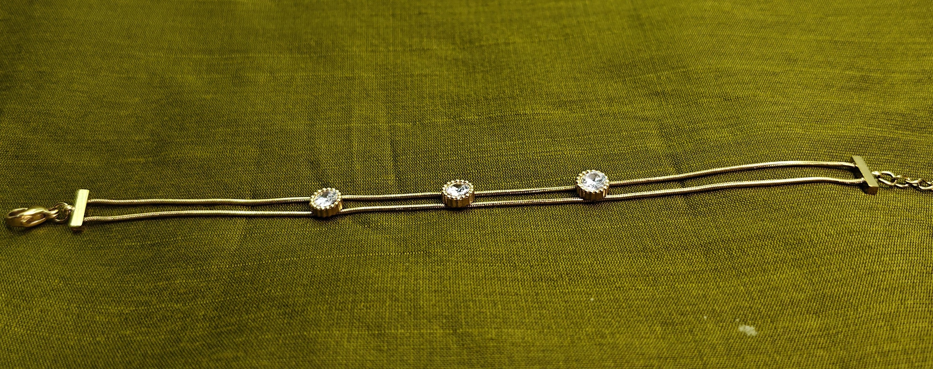 Gold-Plated Triple Solitaire Double-Layer AD Bracelet for Women - Matte Finish