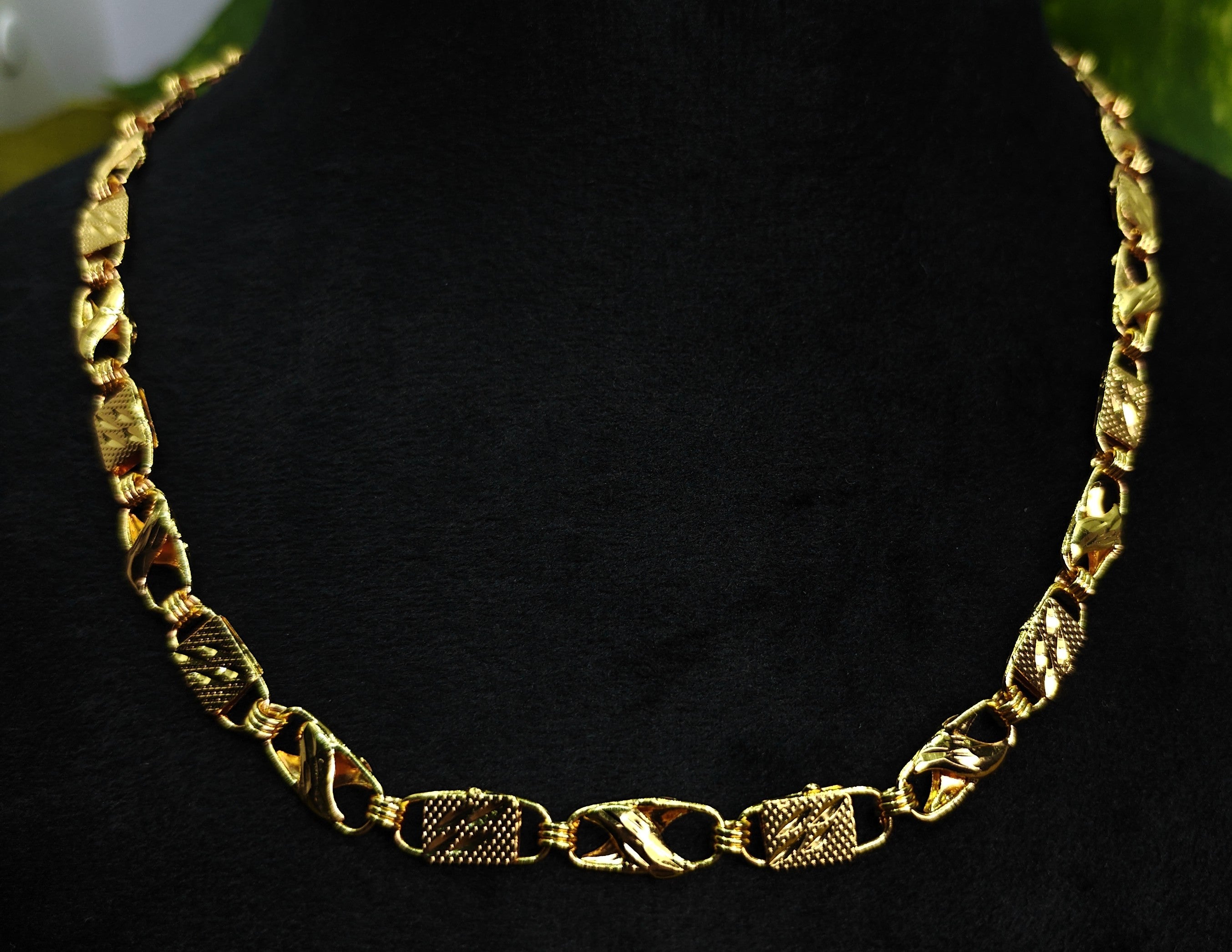 Gold-Tone Heart Cutwork Link Premium Gold Chain for Women - Glossy Finish (19 Inches)