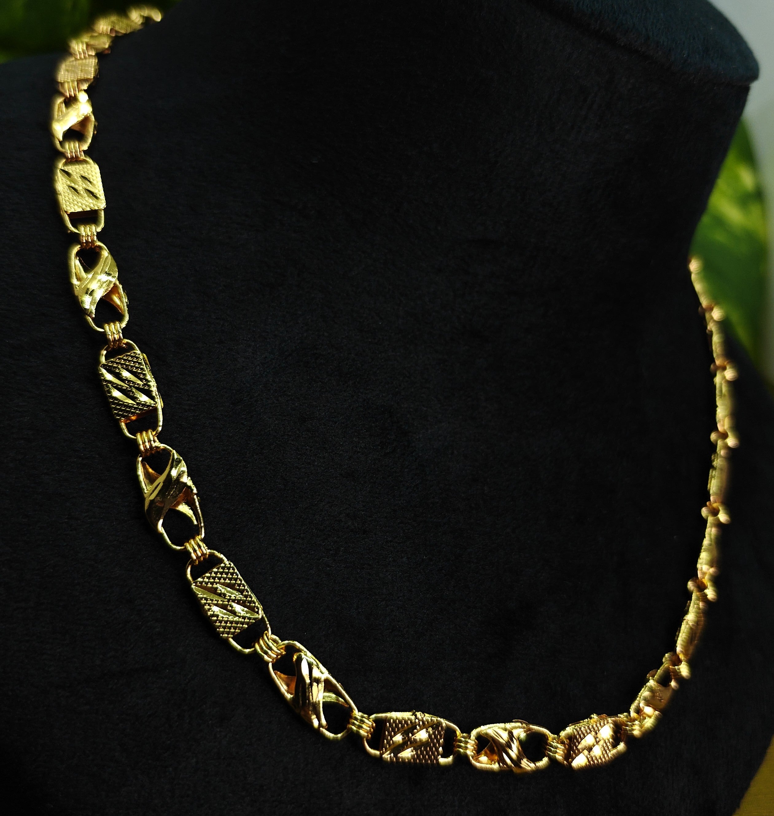 Gold-Tone Heart Cutwork Link Premium Gold Chain for Women - Glossy Finish (19 Inches)