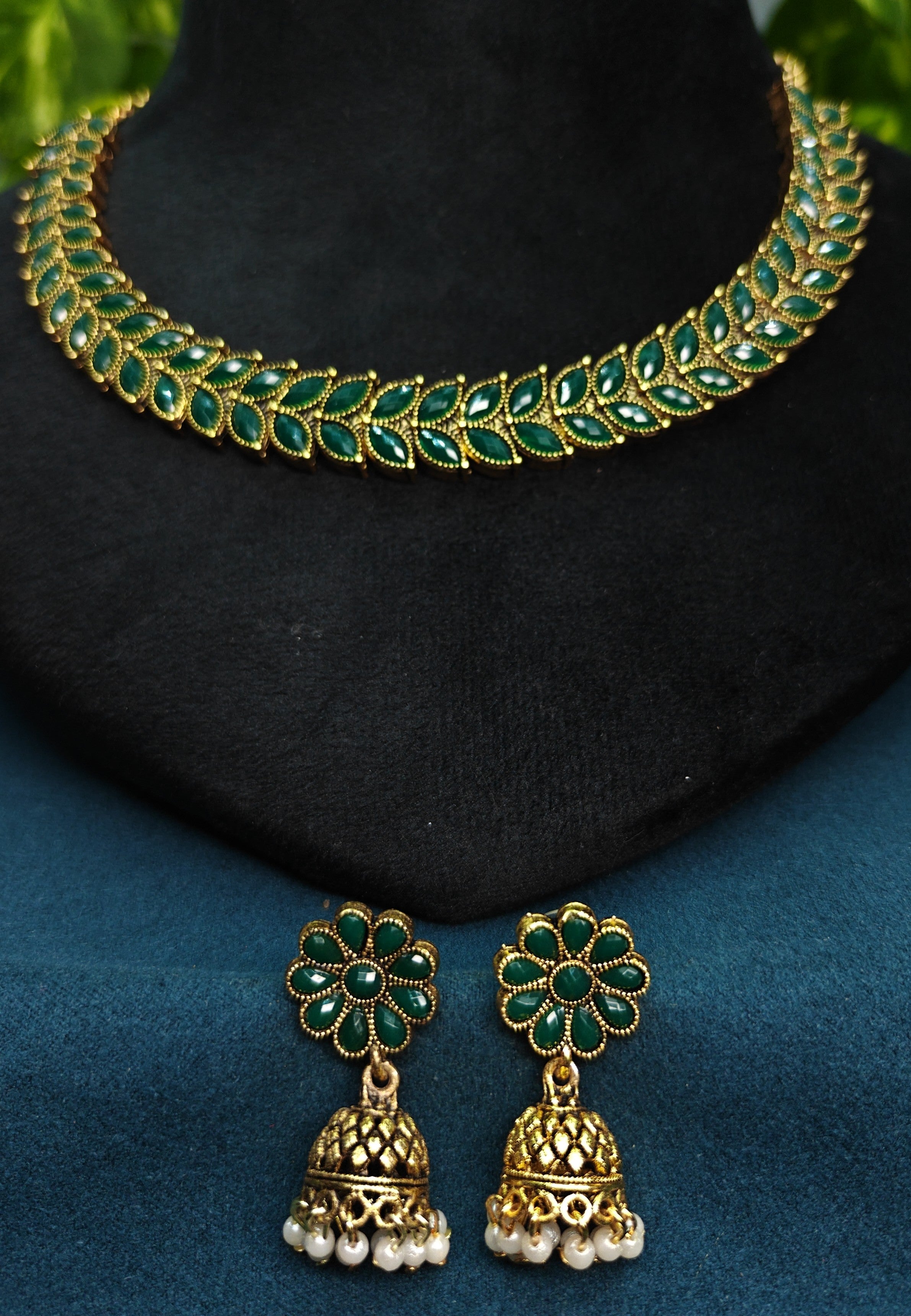 Antique Gold Emerald Green Leaf Necklace Set for Women - Matte Finish