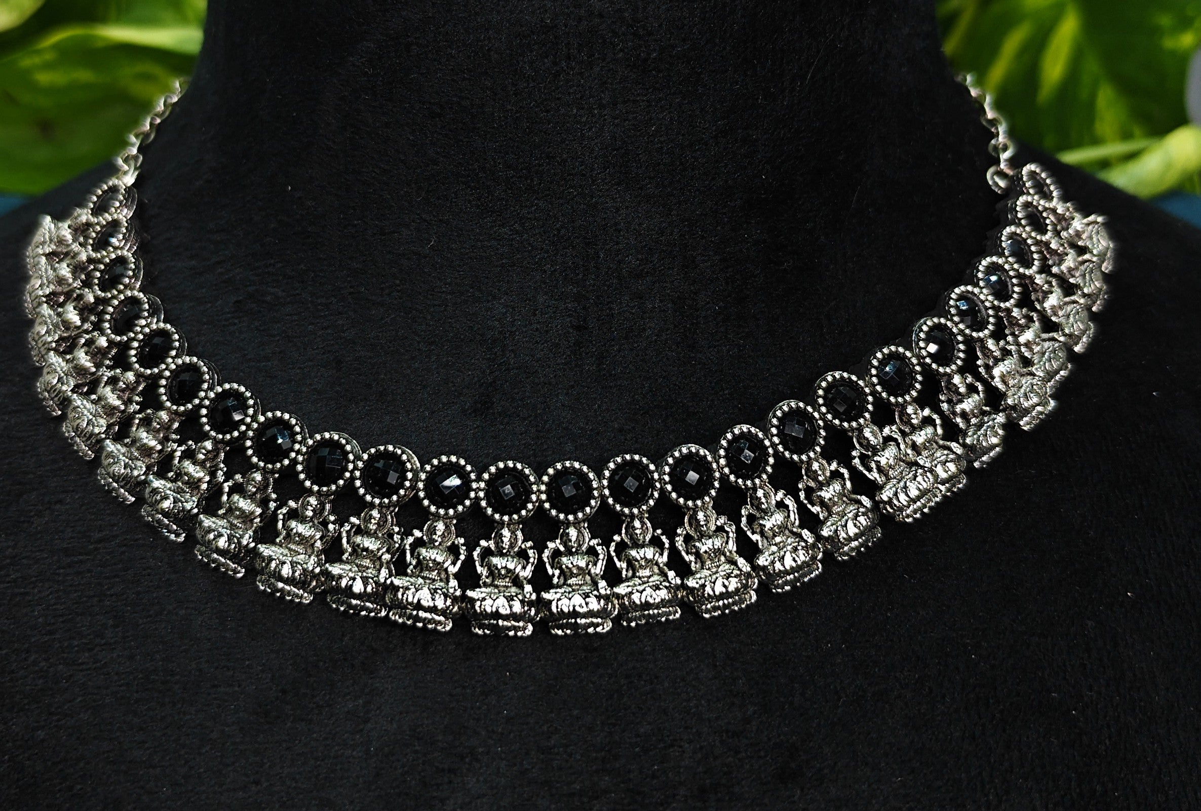 Antique Silver Black Kemp Lakshi Necklace Set for Women - Matte Finish