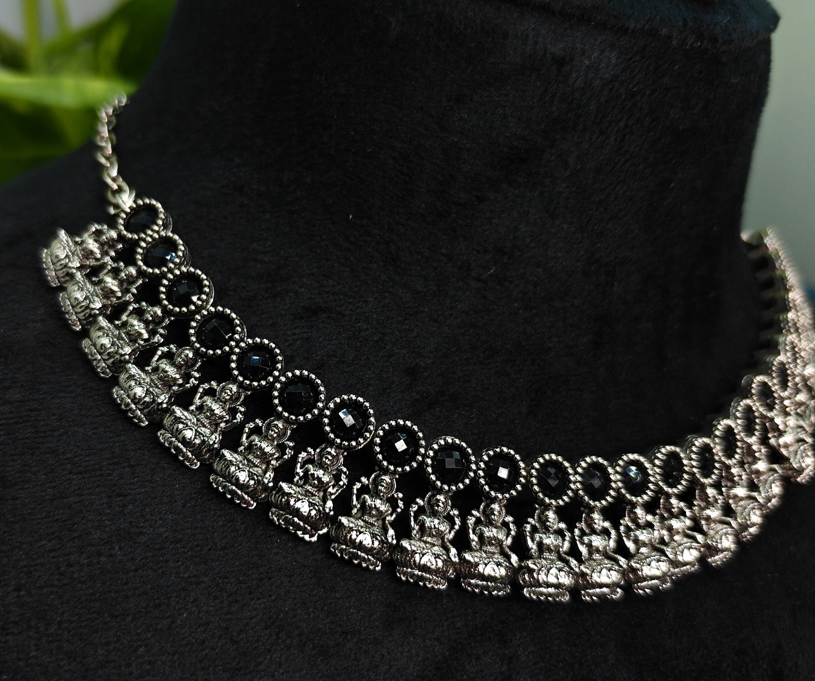 Antique Silver Black Kemp Lakshi Necklace Set for Women - Matte Finish