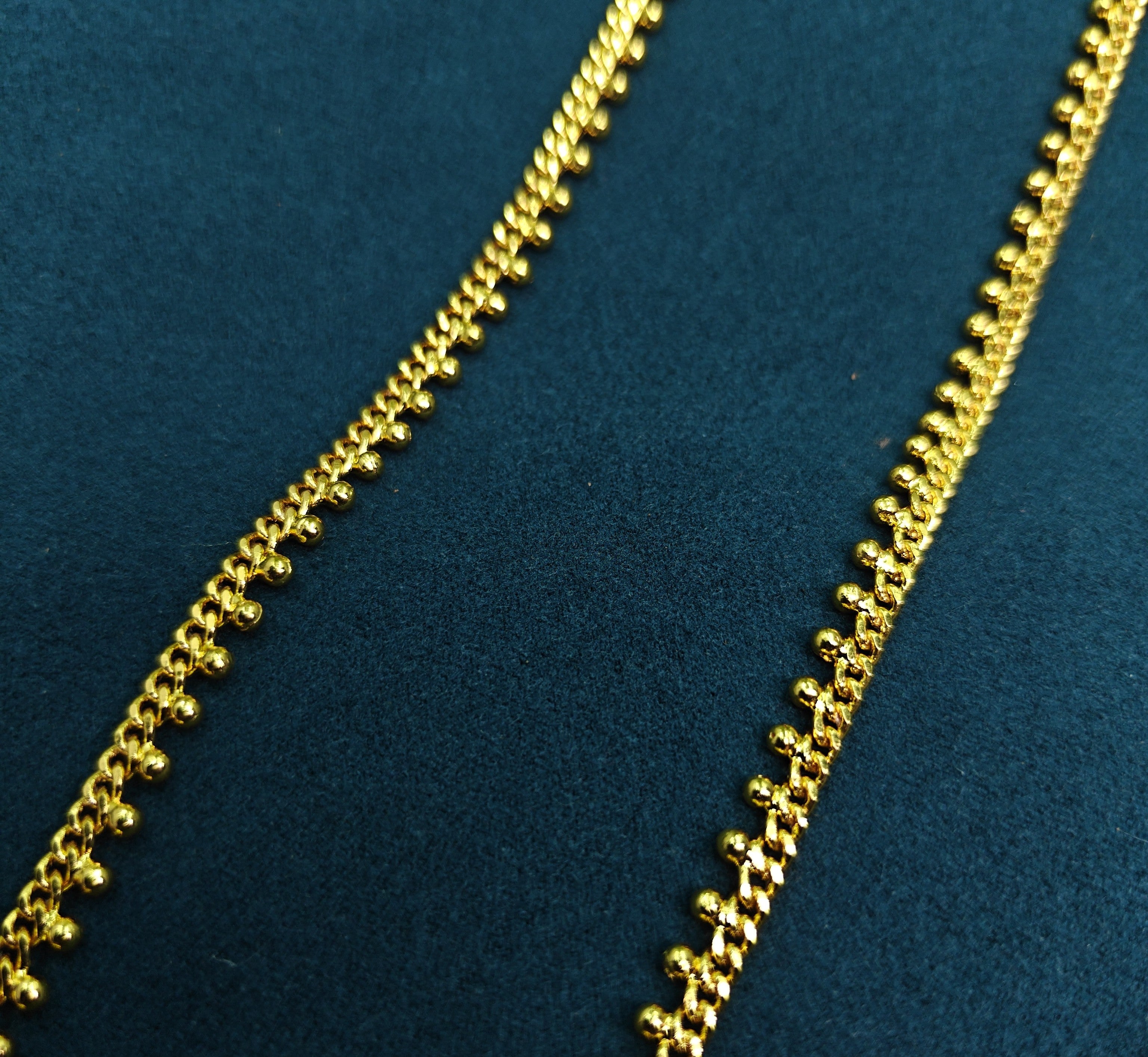 Gold-Tone Premium Traditional Bud Chain (Mullamottu) Anklet for Women - Glossy Finish (Size 10 Inch)