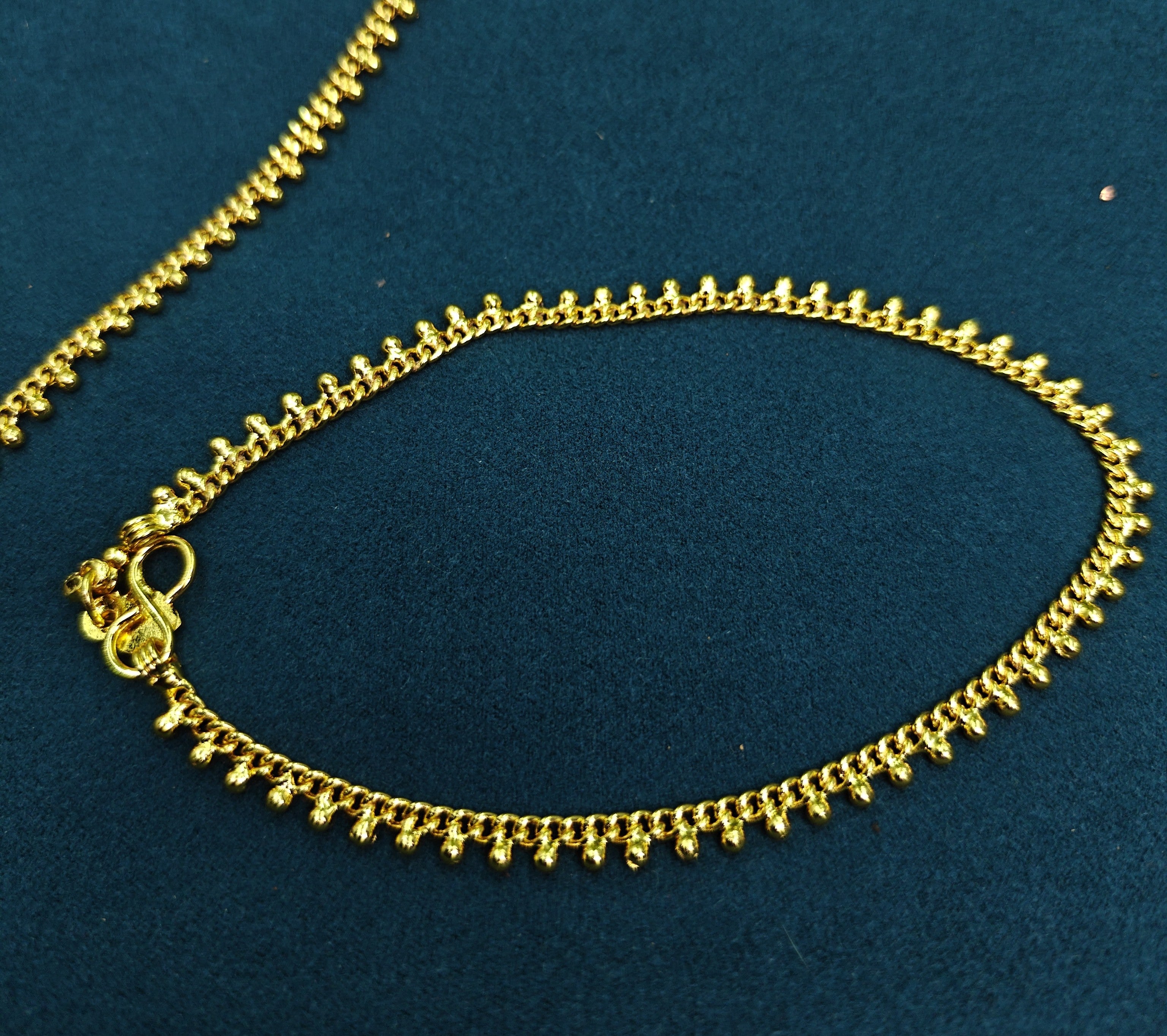 Gold-Tone Premium Traditional Bud Chain (Mullamottu) Anklet for Women - Glossy Finish (Size 10 Inch)