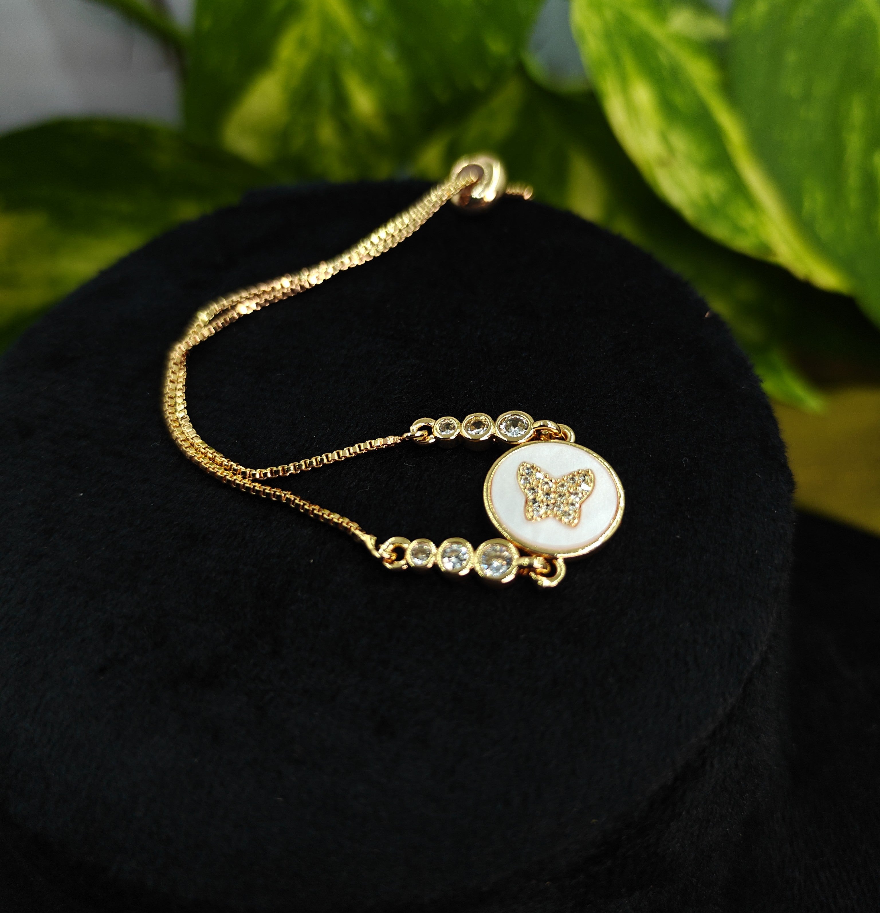 Gold-Tone Butterfly in Mother-of-Pearl AD Slider Bracelet for Women - Glossy Finish