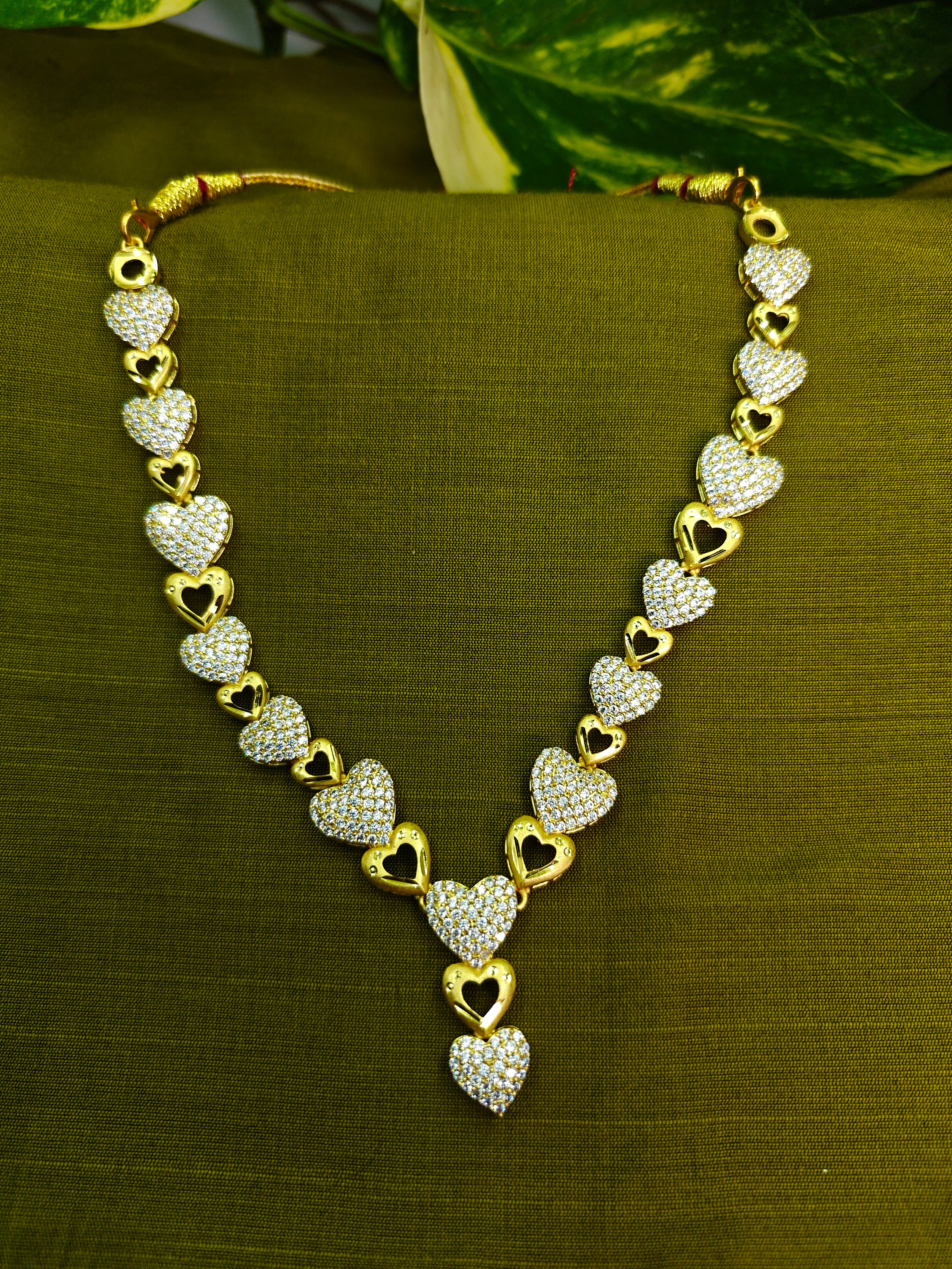 Gold-Tone Heart AD Layering Necklace Set for Women - Glossy Finish