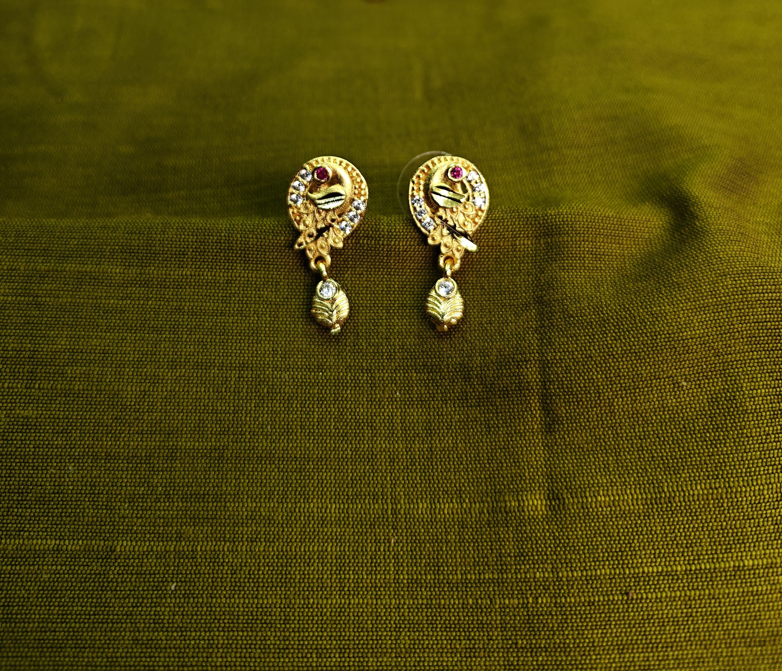 Gold-Tone Peacock AD Pendant Set for Women - Glossy Finish