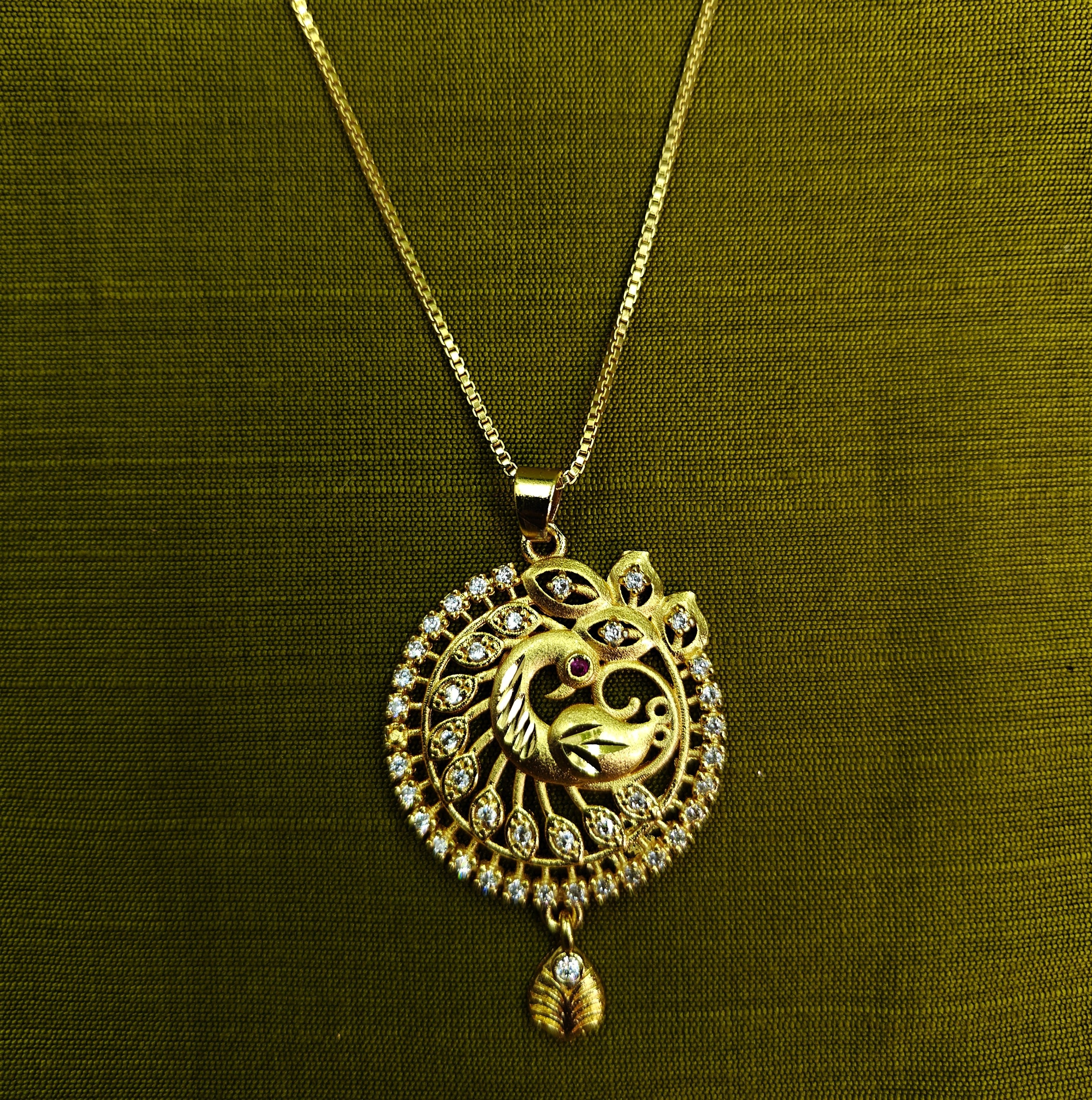Gold-Tone Double Peacock Wheel AD Pendant Set for Women - Glossy Finish