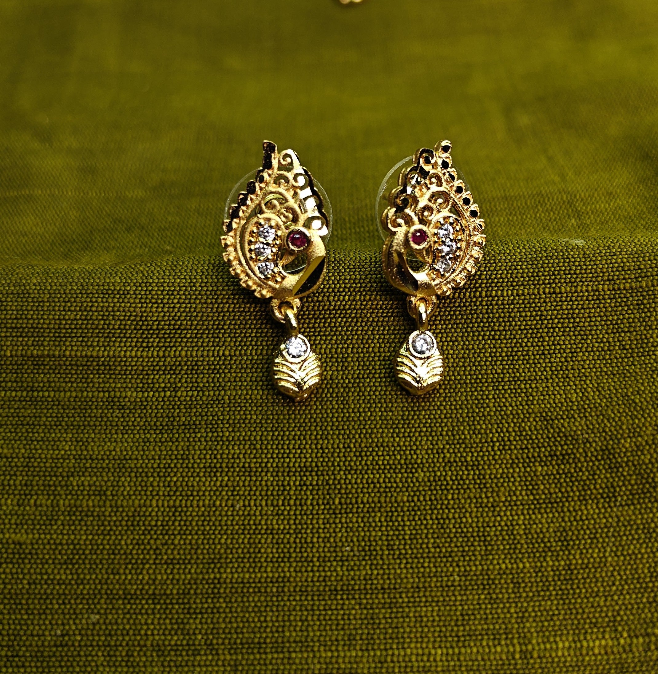 Gold-Tone Paisley Peacock AD Pendant Set for Women - Glossy Finish