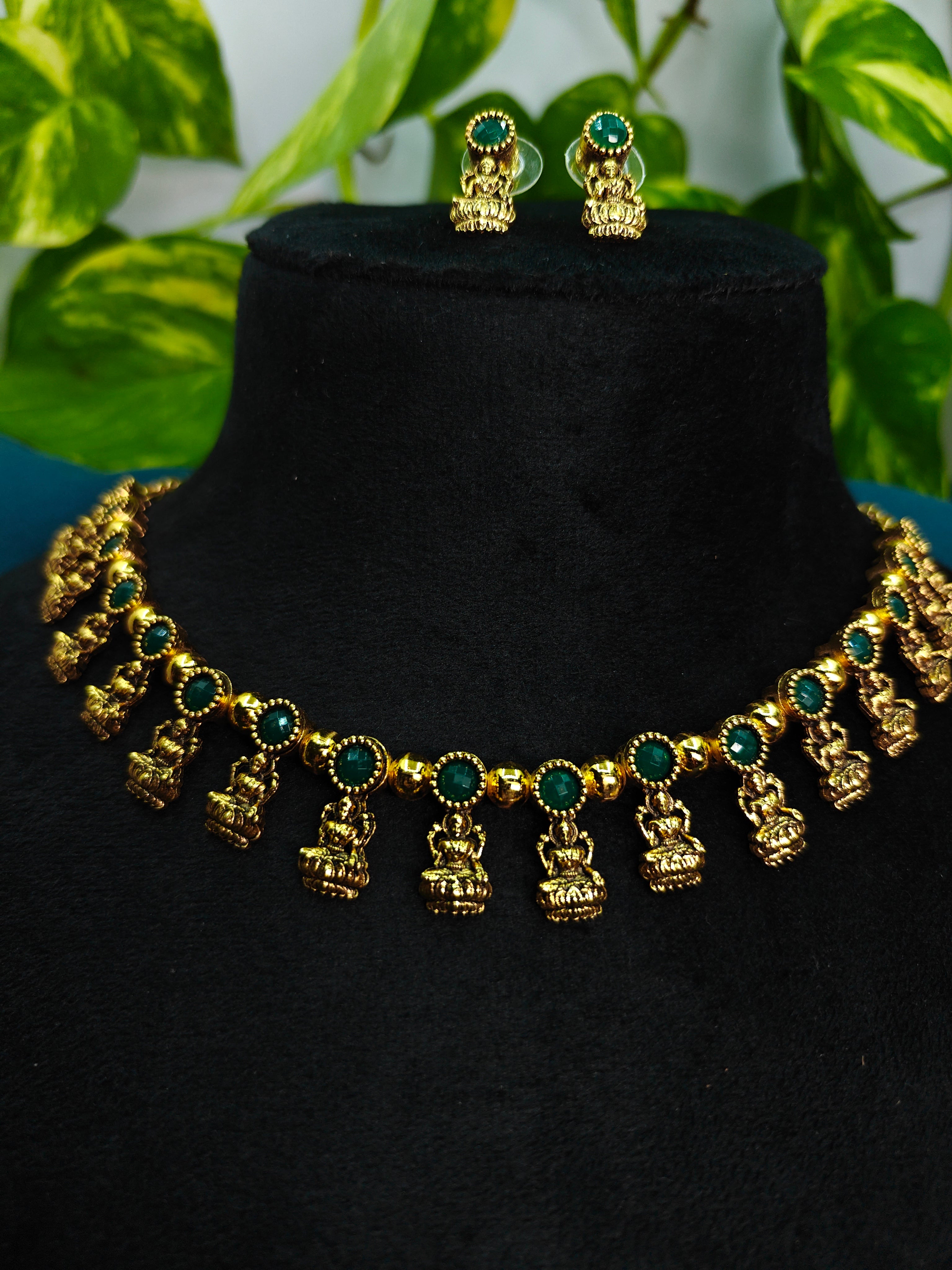 Antique Gold Green Kundan Devi Choker Set for Women - Matte Finish