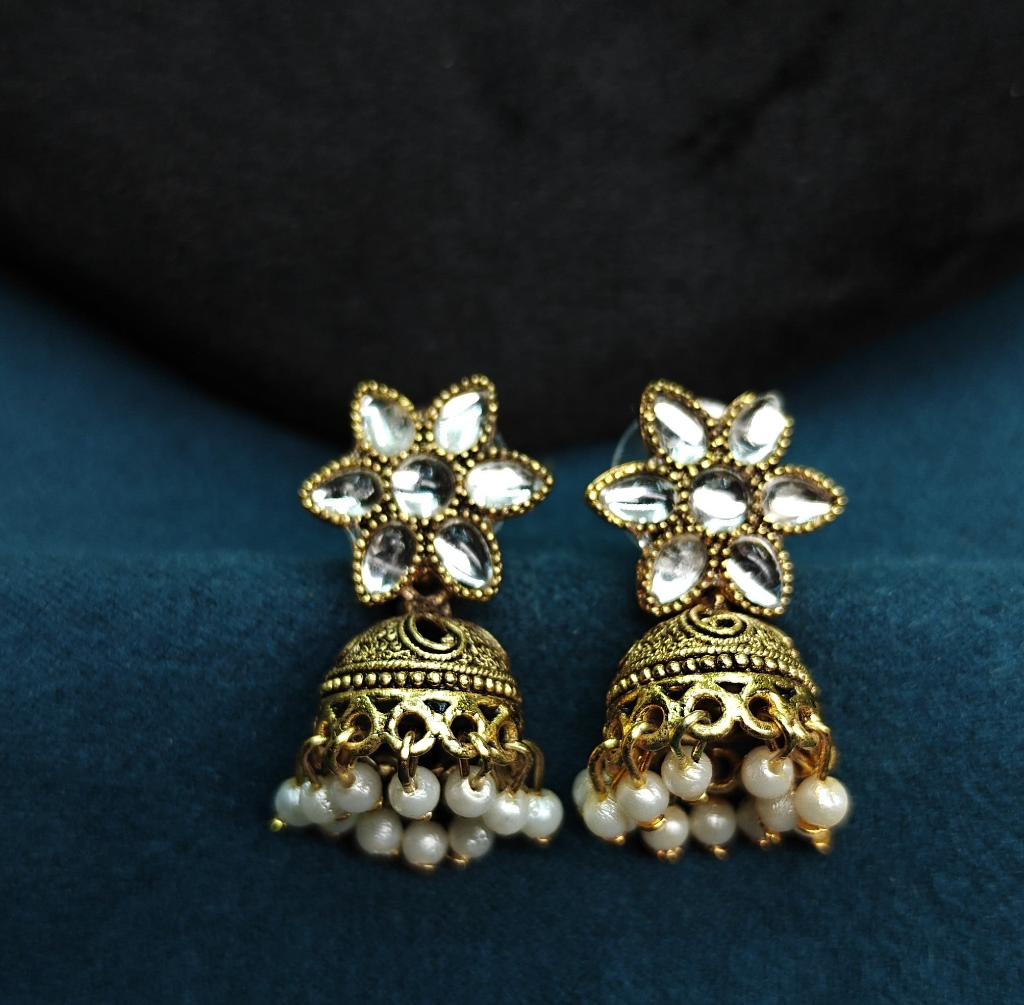 Antique Gold Flower Cutwork White Kundan Dual Row Necklace Set for Women - Matte Finish