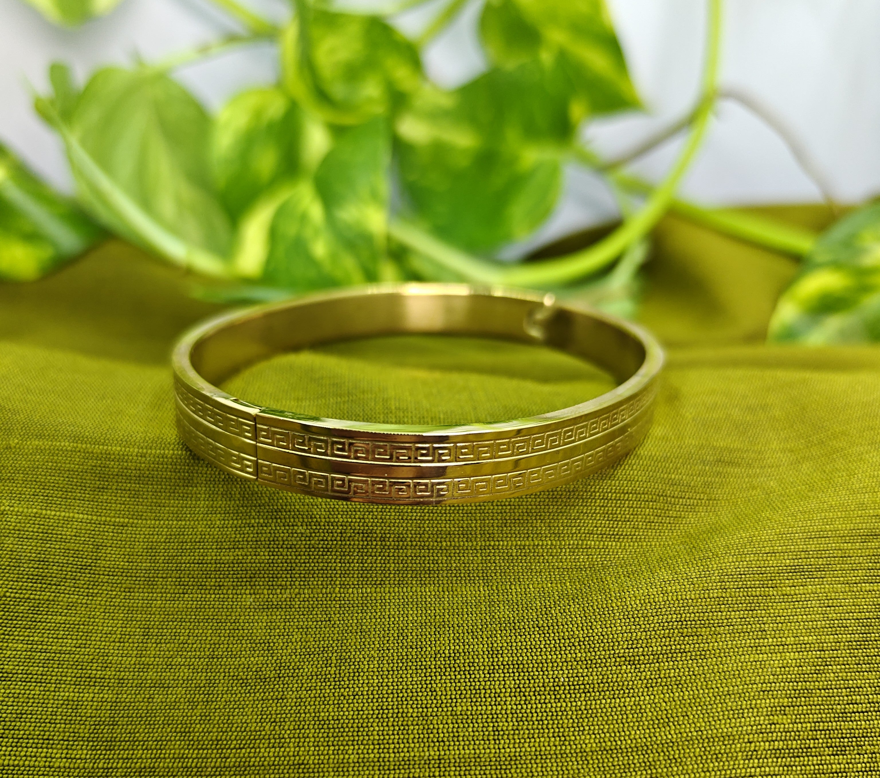 Gold-Tone Engraved Pattern Hinged Bangle for Men - Glossy Finish