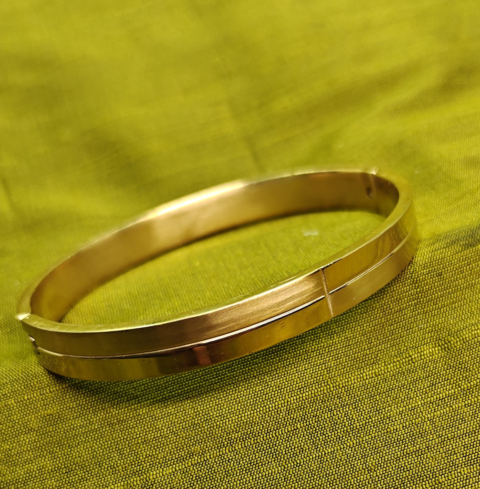 Gold-Tone Groove Lined Hinged Bangle for Men -Glossy Finish